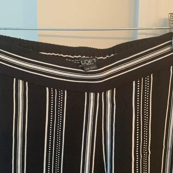 Loft Petite XXS Flowy Pants, Soft Pants set of 2 - Picture 4 of 4